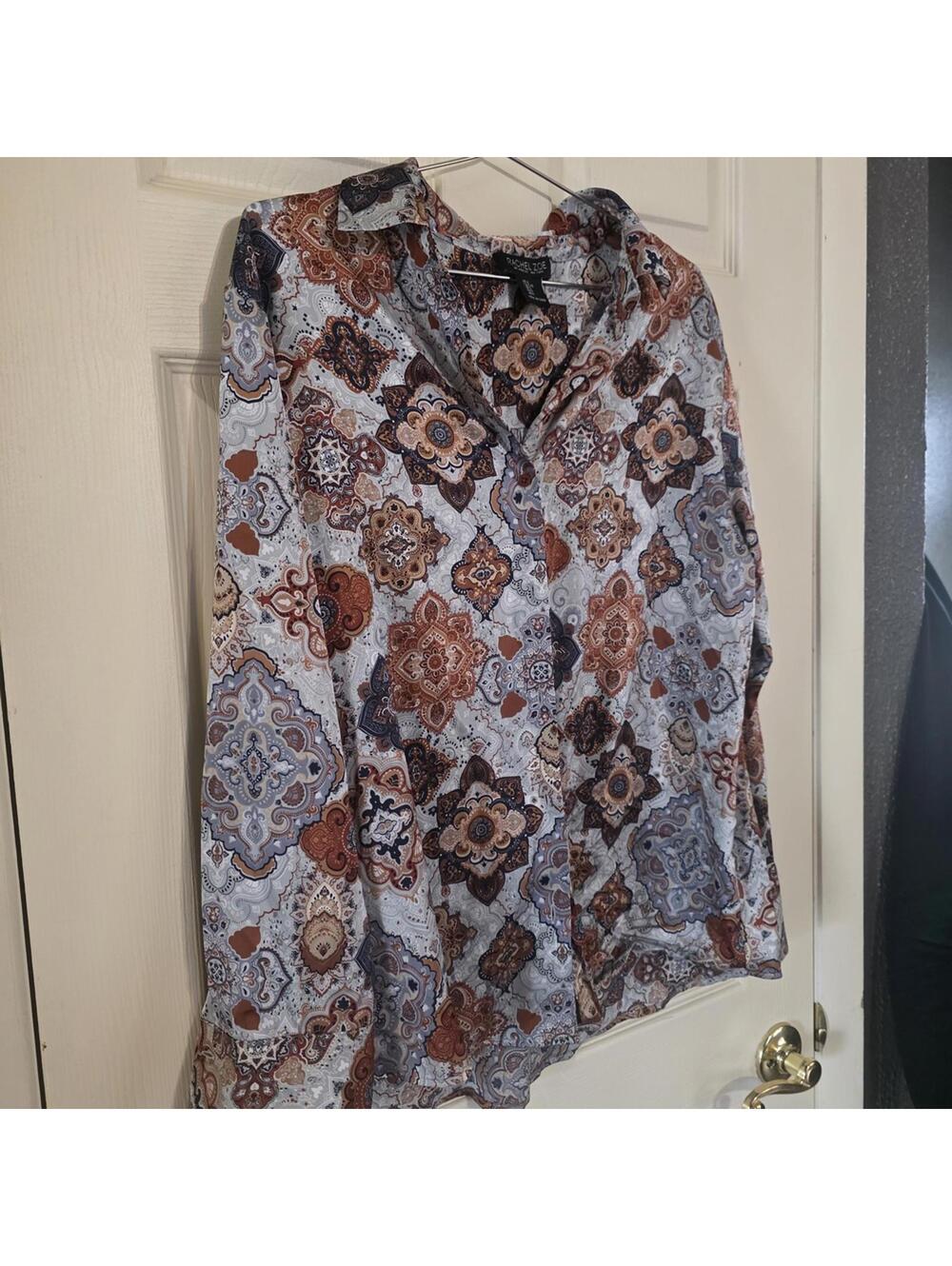 Rachel Zoe Long Sleeve Button-Up Shirt in Earth Tone Pattern, Size Large